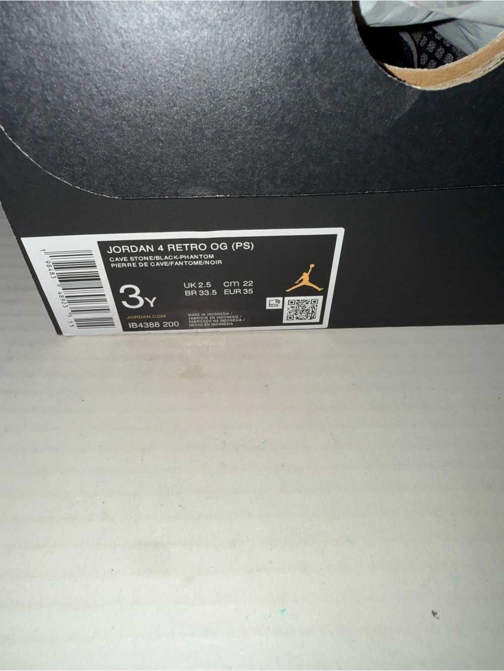 Jordan Retro 4 boys size 3 - Picture 6 of 7